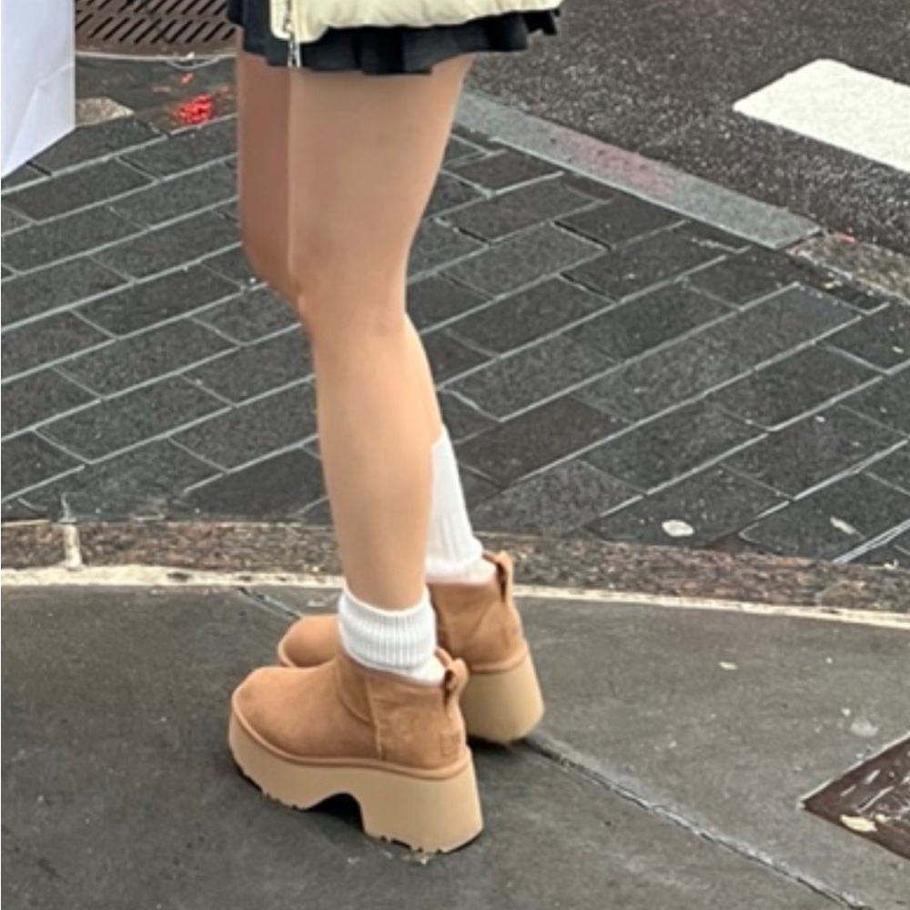 UGG classic ultra mini new heights women boots